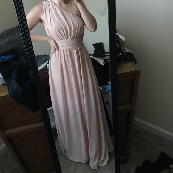 Lulus Dresses & Skirts - 💕Lulus Blush One Shoulder Gown💕